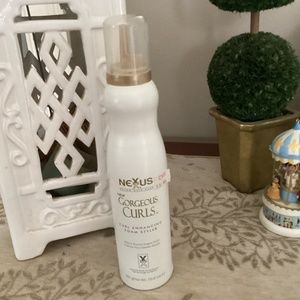 Nexxus Gorgeous Curls Curl Enhacing Foam Styler Discontinued 10 oz NEW